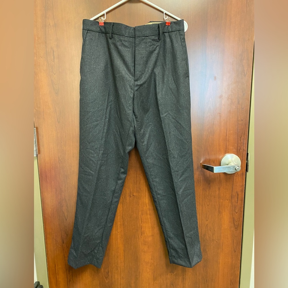 Banana Republic Tapered Perfect Pant gray
